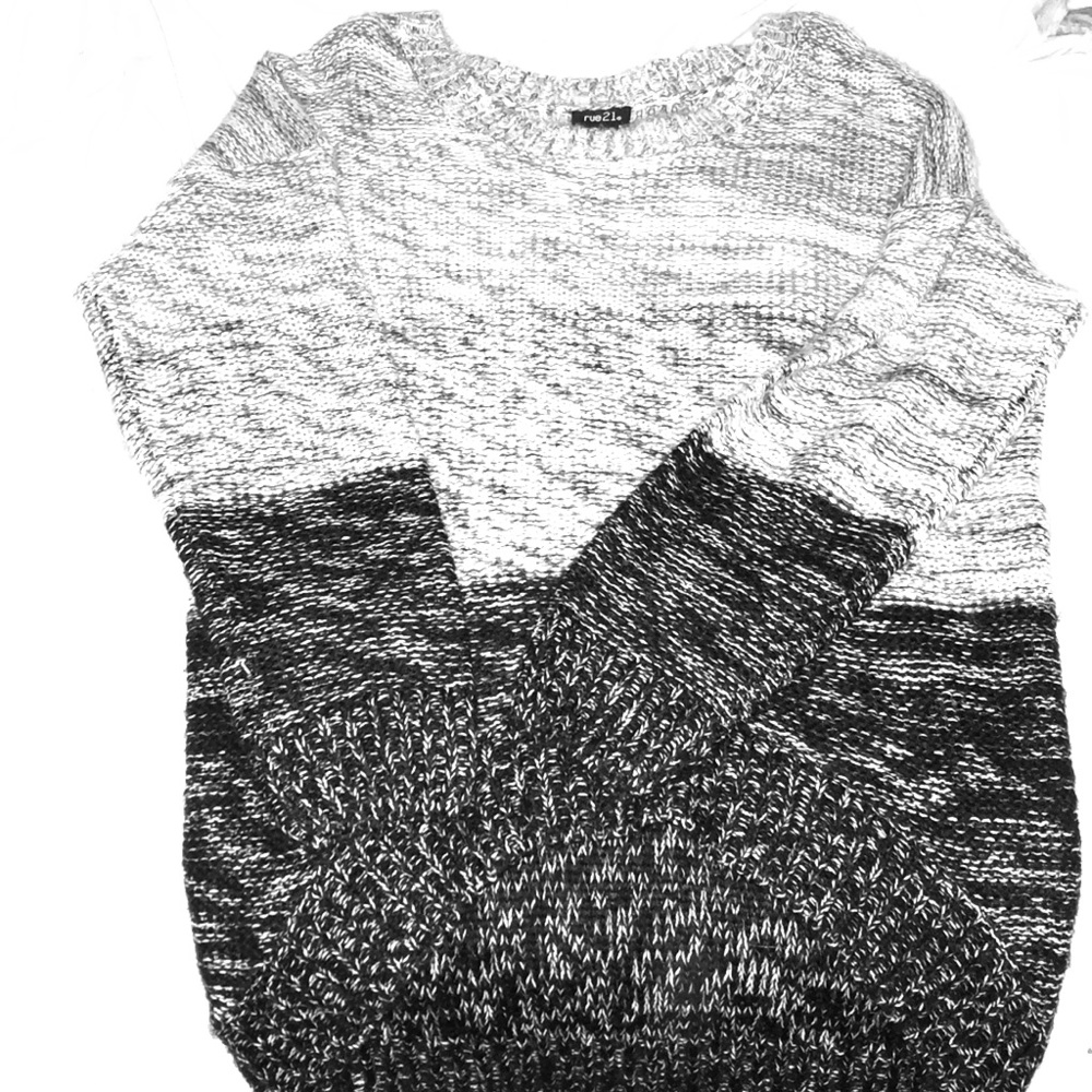 women’s sweater - rue 21